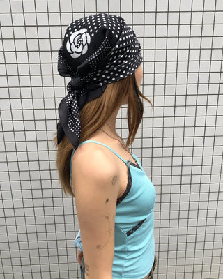 Monochrome Poika Dot Scarf