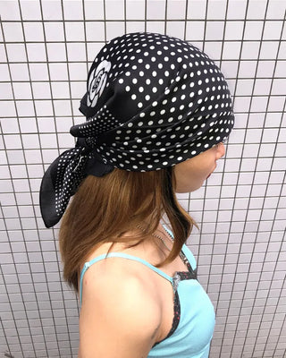 Monochrome Poika Dot Scarf