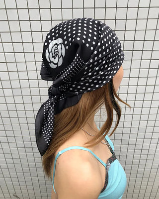 Monochrome Poika Dot Scarf