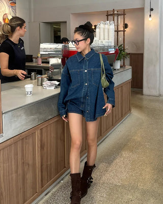 Short denim pants with hip patch pockets