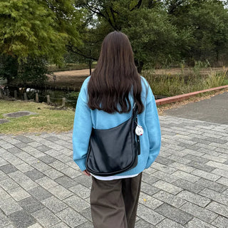 Loose-fit round knit