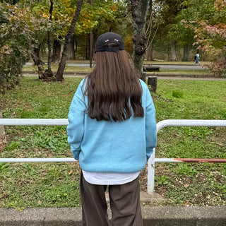 Loose-fit round knit