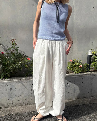 Summer knit sleeveless top