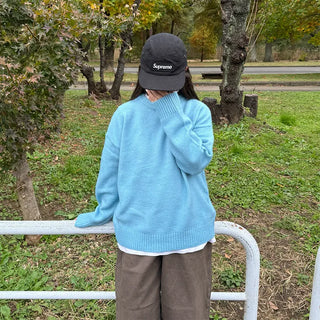 Loose-fit round knit