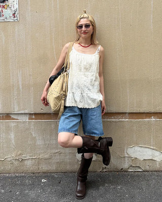 Double rivet line shoulder bag