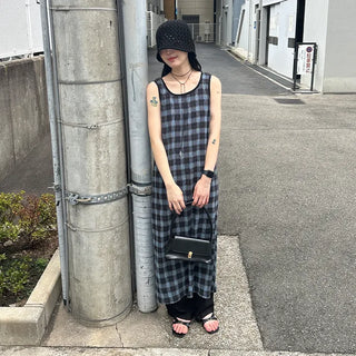 Black strap necklace