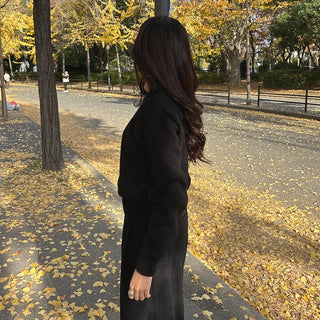 Daily Cropped Round Knit
