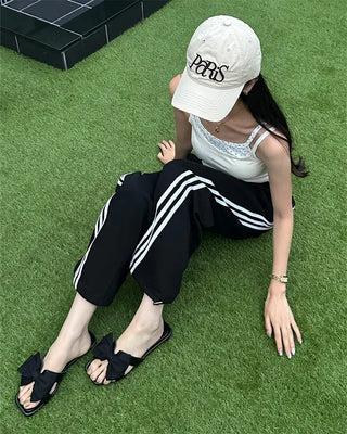 Wide T-Fed String Rack Pants