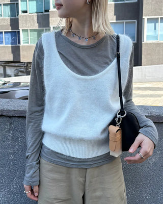 Wool sheer slit long-sleeved T-shirt