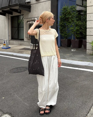 See-through off-shoulder cap t-shirt