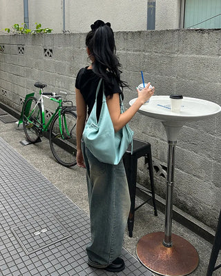 Shoulder strap tote bag