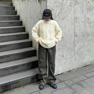 Loose-fit twisted knit