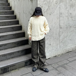 Loose-fit twisted knit