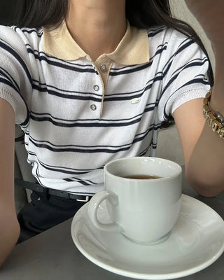 Two-tone short-sleeved knit