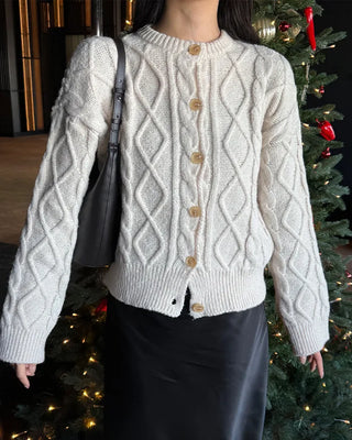 Diamond Pressure Round Cardigan