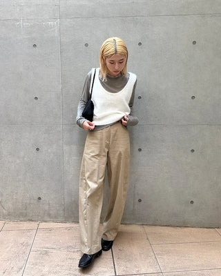 Wool sheer slit long-sleeved T-shirt