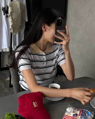 Two-tone short-sleeved knit