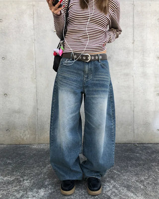 Thin striped ribbed cut and sew