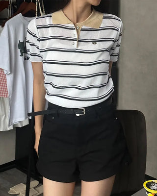 Two-tone short-sleeved knit