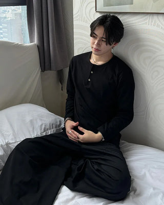 Buttoned long-sleeved T-shirt