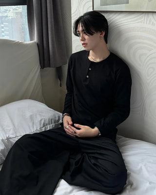 Buttoned long-sleeved T-shirt