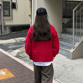 Loose-fit twisted knit