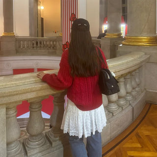 Loose-fit twisted knit