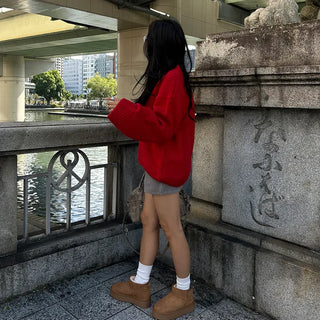 V-neck oversized knit