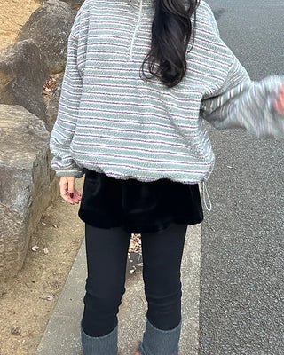 Waist bag, elastic waistband, pleated velvet shorts