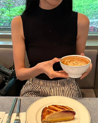 Mock neck slim feed sleeveless