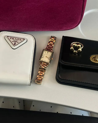 Gold Square Handwatch