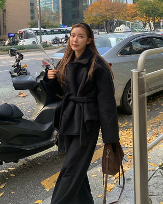 Trench-style mid-length jacket