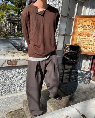 Diagonal stripe Henley neck point button long-sleeve T-shirt
