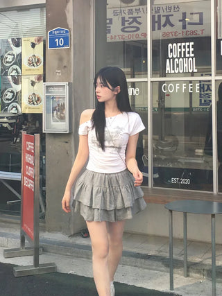 (With inner shorts) Double tiered mini skirt