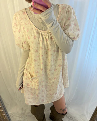 Short puff-sleeve walnut button pocket gauze tunic