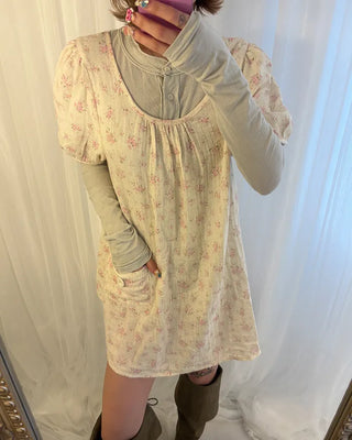 Short puff-sleeve walnut button pocket gauze tunic