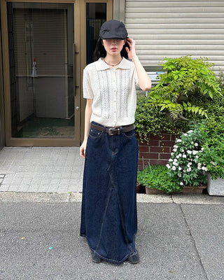 Short-sleeved knit polo shirt
