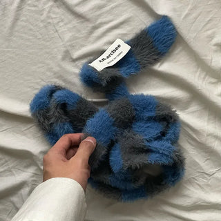 Fluffy Border Scarf