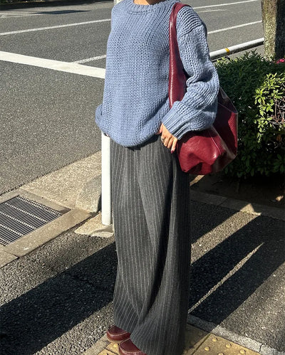 (Unisex) Drop Shoulder Low Gauge Sweater