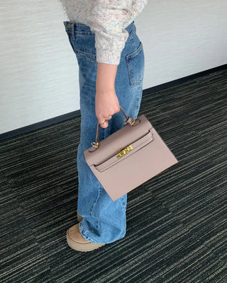 Back-slit bootcut denim pants