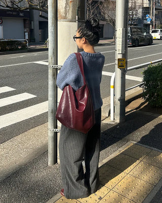 (Unisex) Drop Shoulder Low Gauge Sweater