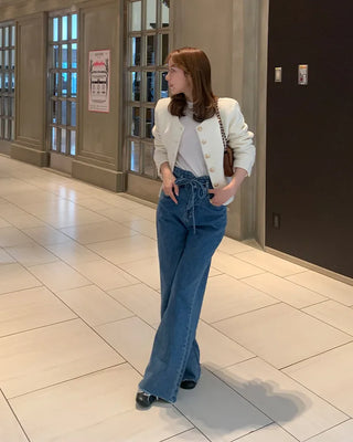 Strap high-waisted denim pants