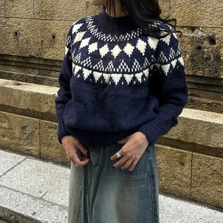 Nordic Round Knit