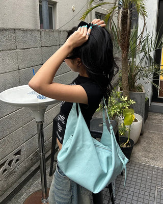 Shoulder strap tote bag
