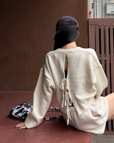 Ribbed back ribbon string long-sleeve knit
