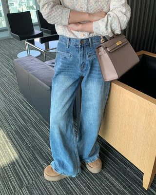 Back-slit bootcut denim pants