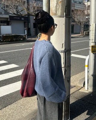 (Unisex) Drop Shoulder Low Gauge Sweater