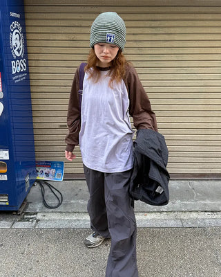 Loose-fit raglan sweatshirt