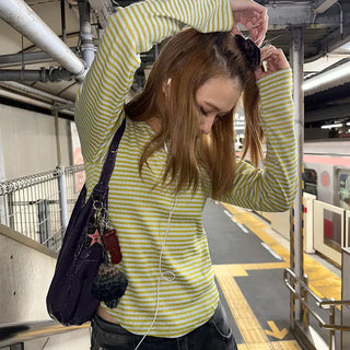 Striped boat neck long-sleeved T-shirt
