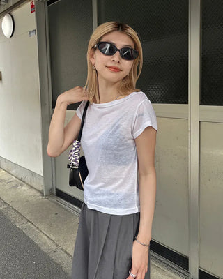 See-through off-shoulder cap t-shirt